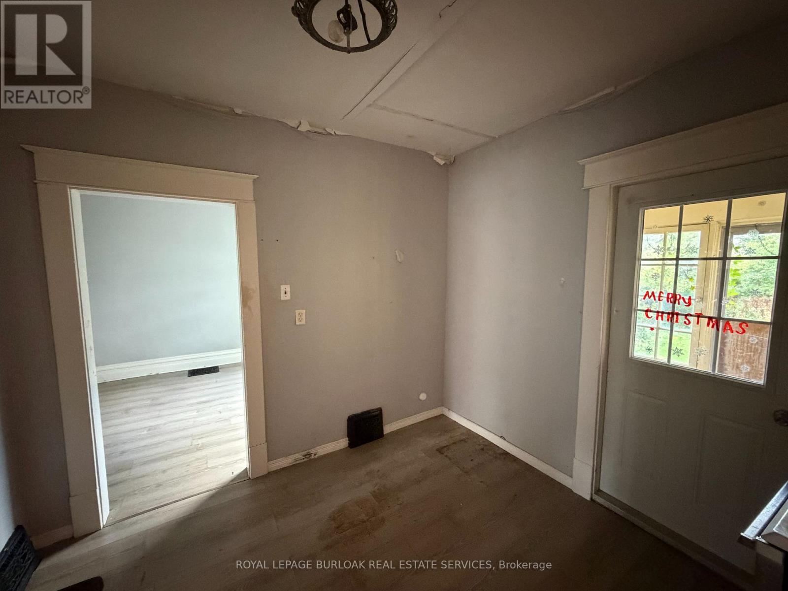246 St. James Street Property Photo 6