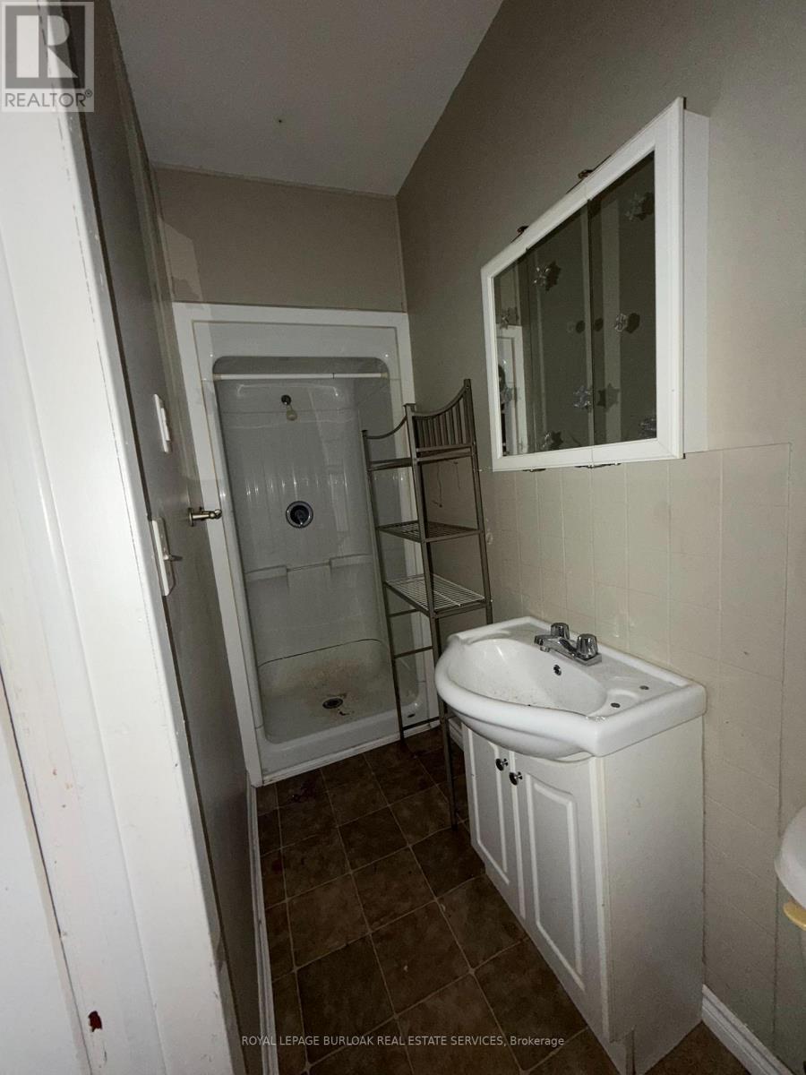 246 St. James Street Property Photo 12