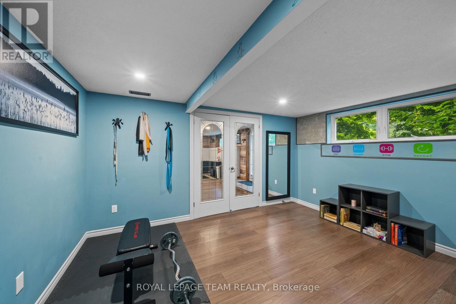 6388 Third Line Road Property Photo 40