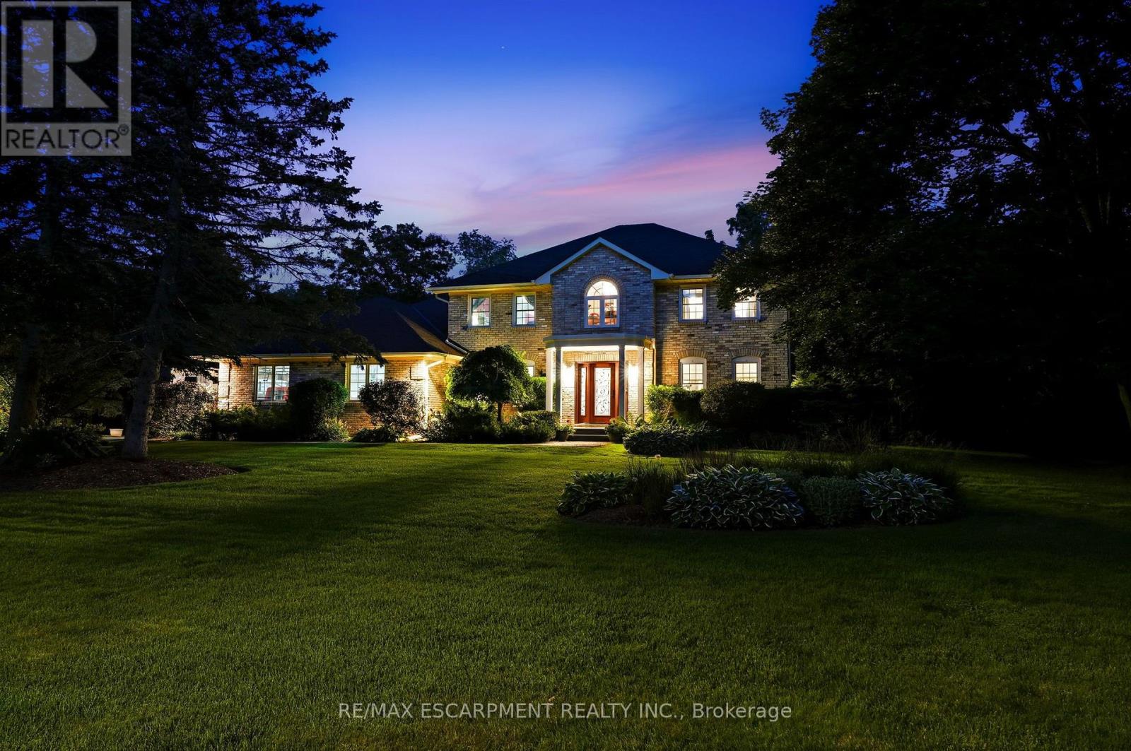 48 Woodend Drive Property Photo 2