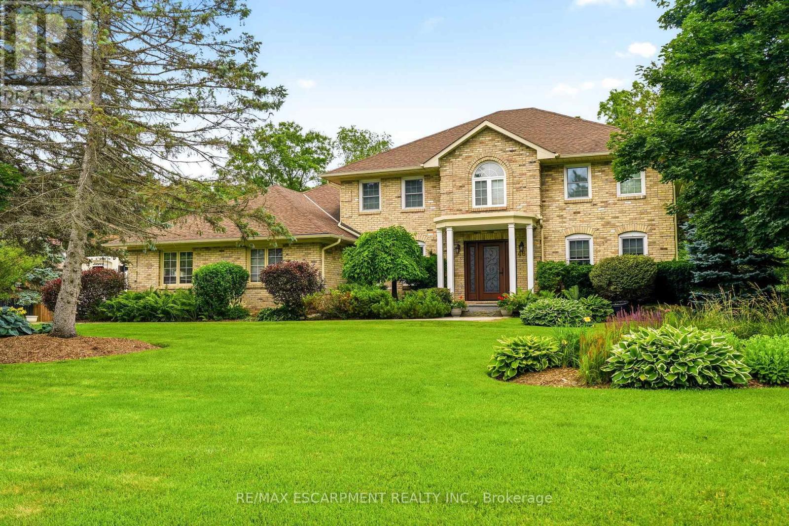 48 Woodend Drive Property Photo 4