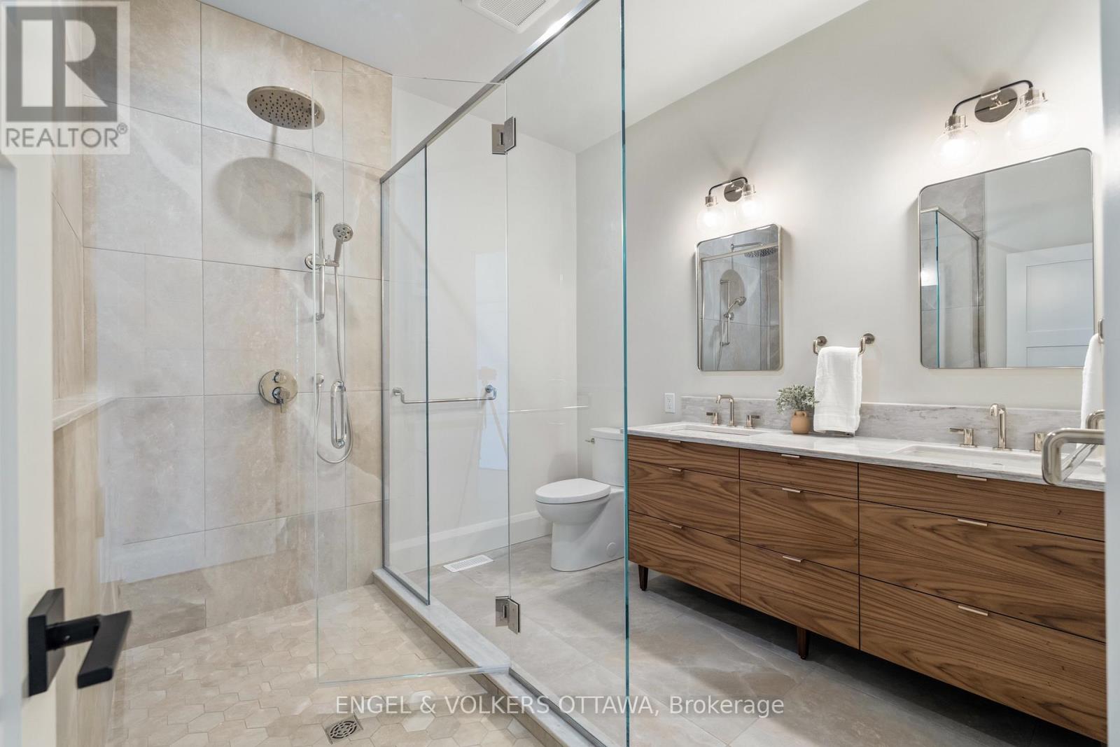 35 Mackay Street Property Photo 24