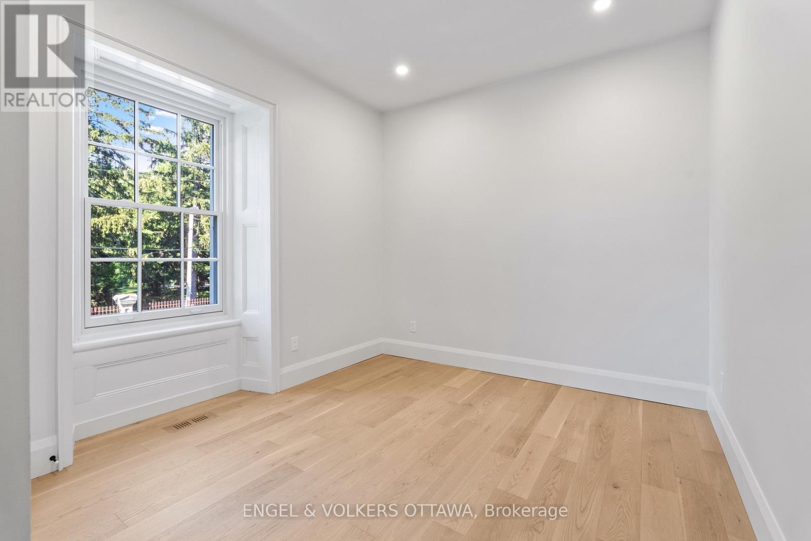 35 Mackay Street Property Photo 25