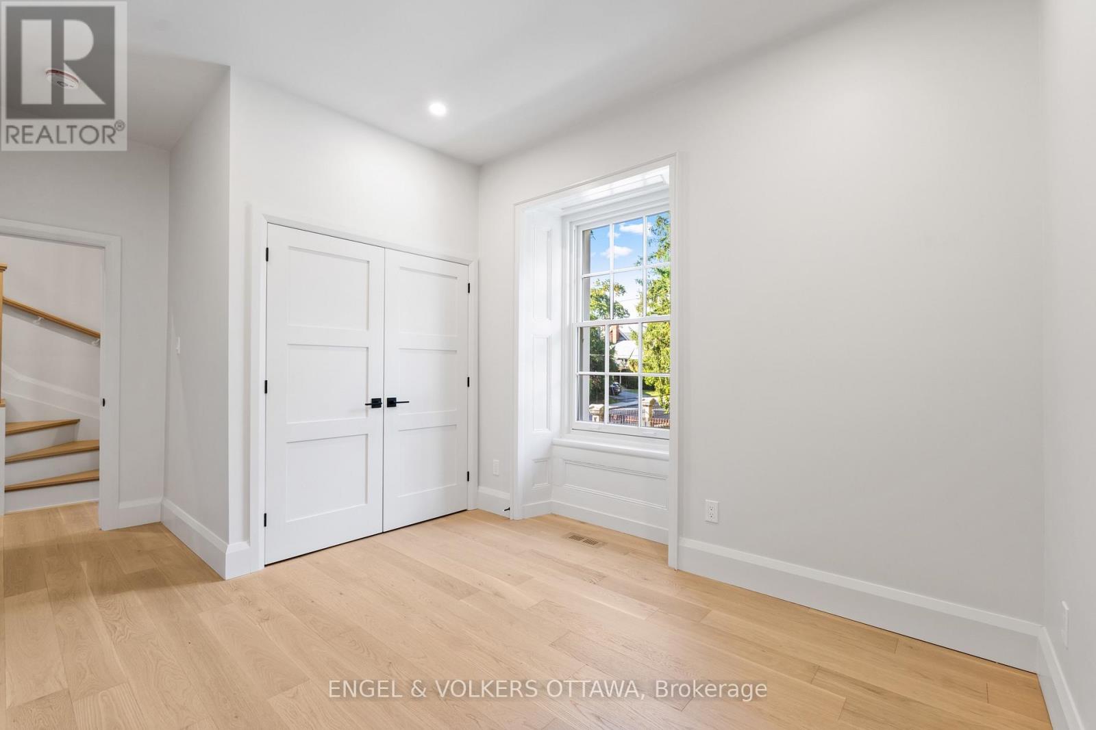 35 Mackay Street Property Photo 26