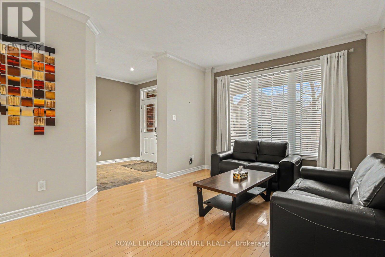 129 Tapestry Drive Property Photo 3