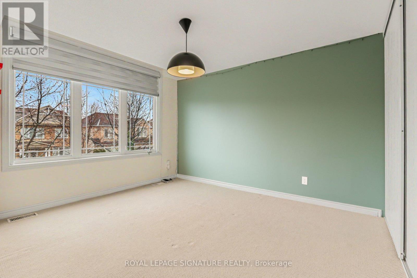 129 Tapestry Drive Property Photo 18