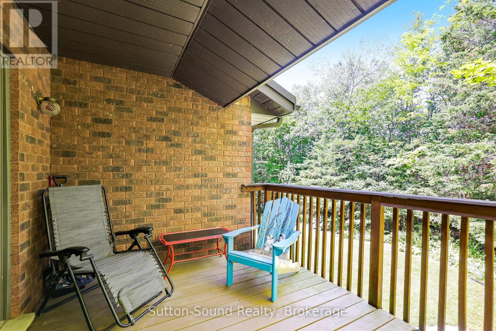 42 Carson Lake Crescent Property Photo 18