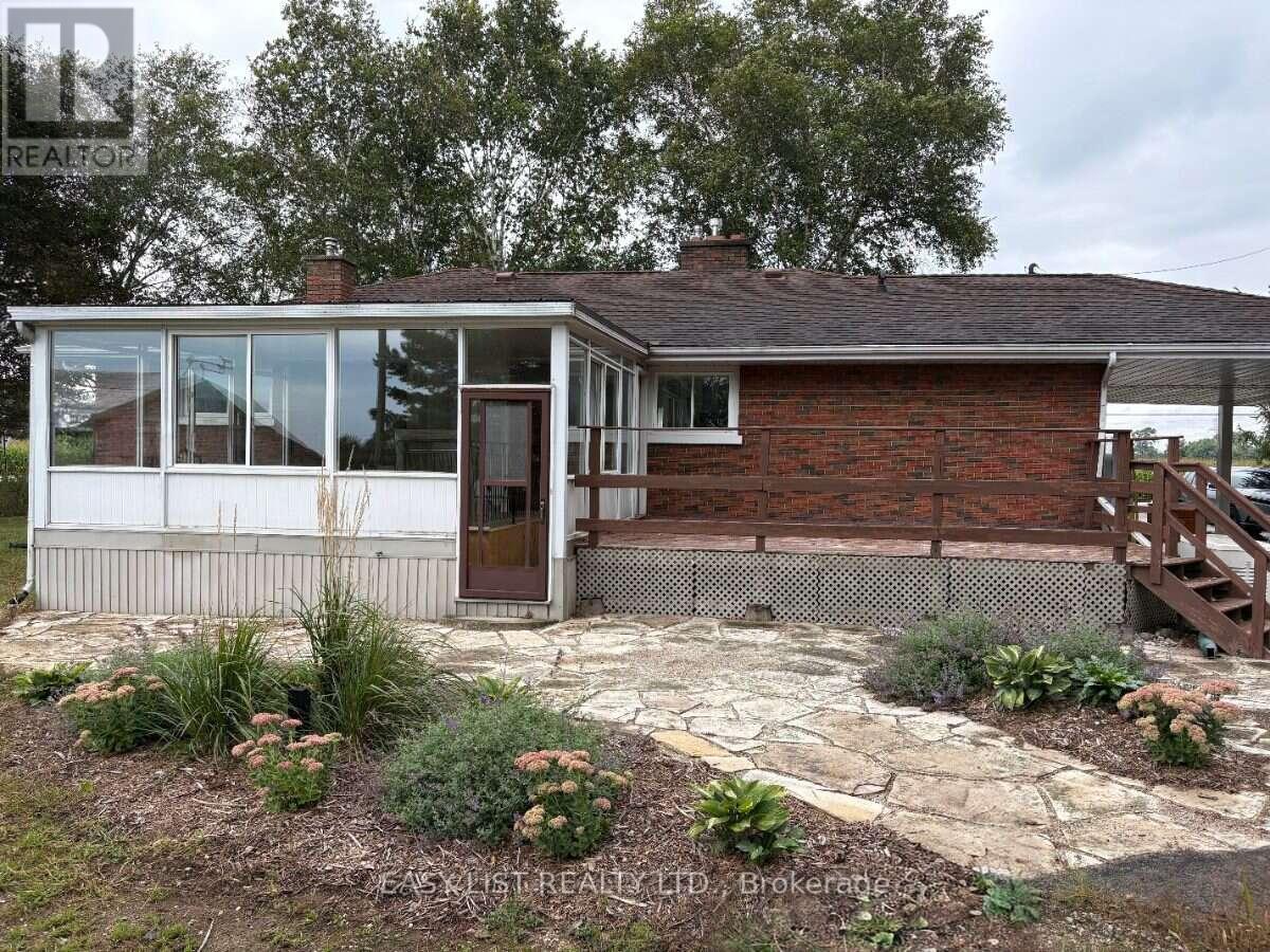 21 Bruce Rd 22 Property Photo 14