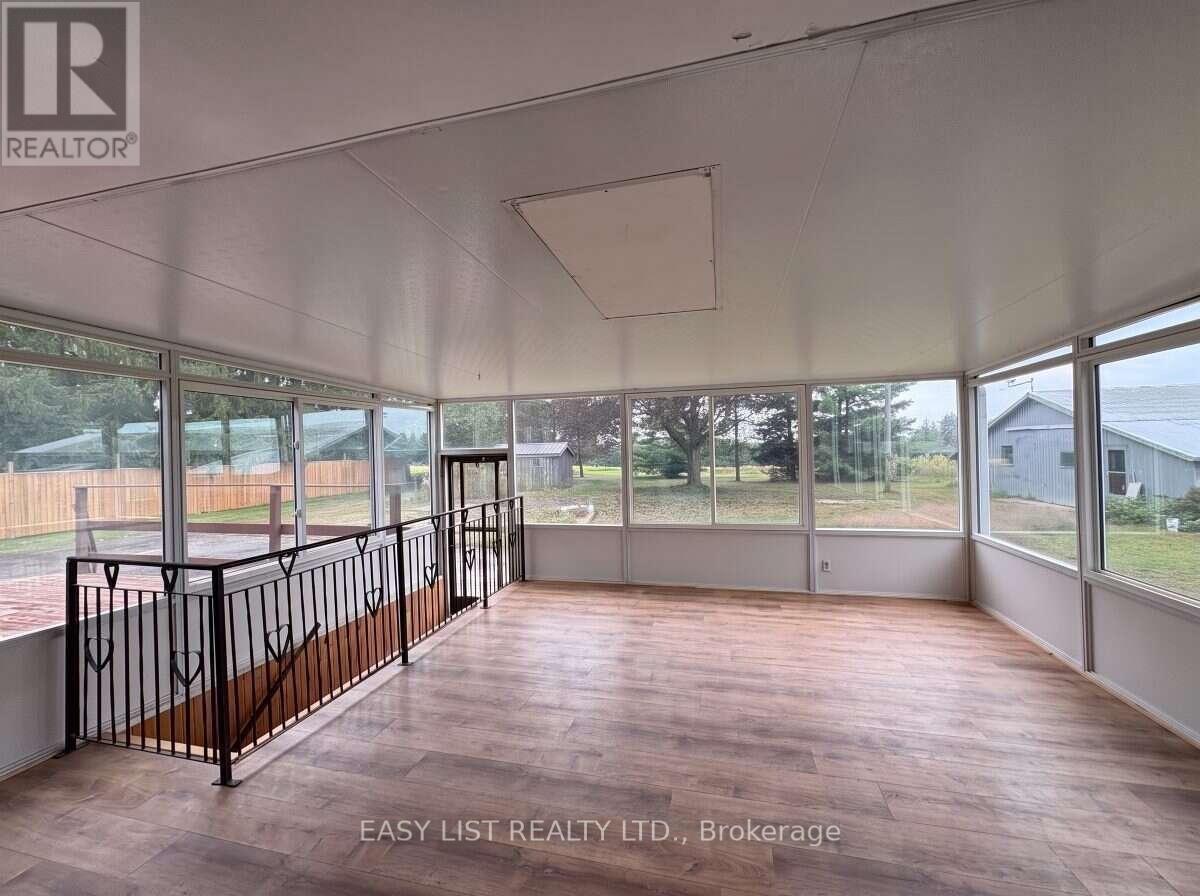 21 Bruce Rd 22 Property Photo 17