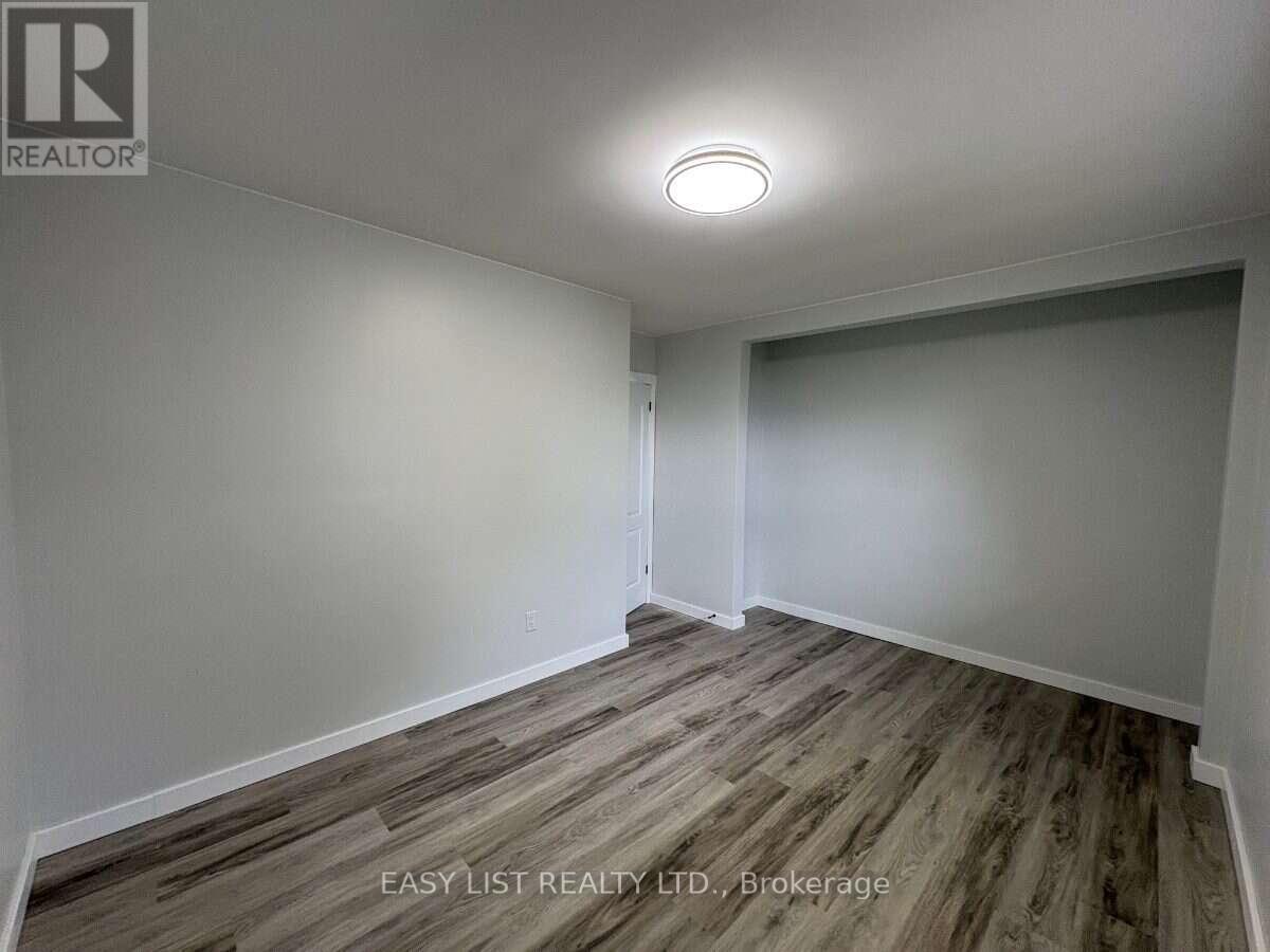 21 Bruce Rd 22 Property Photo 26