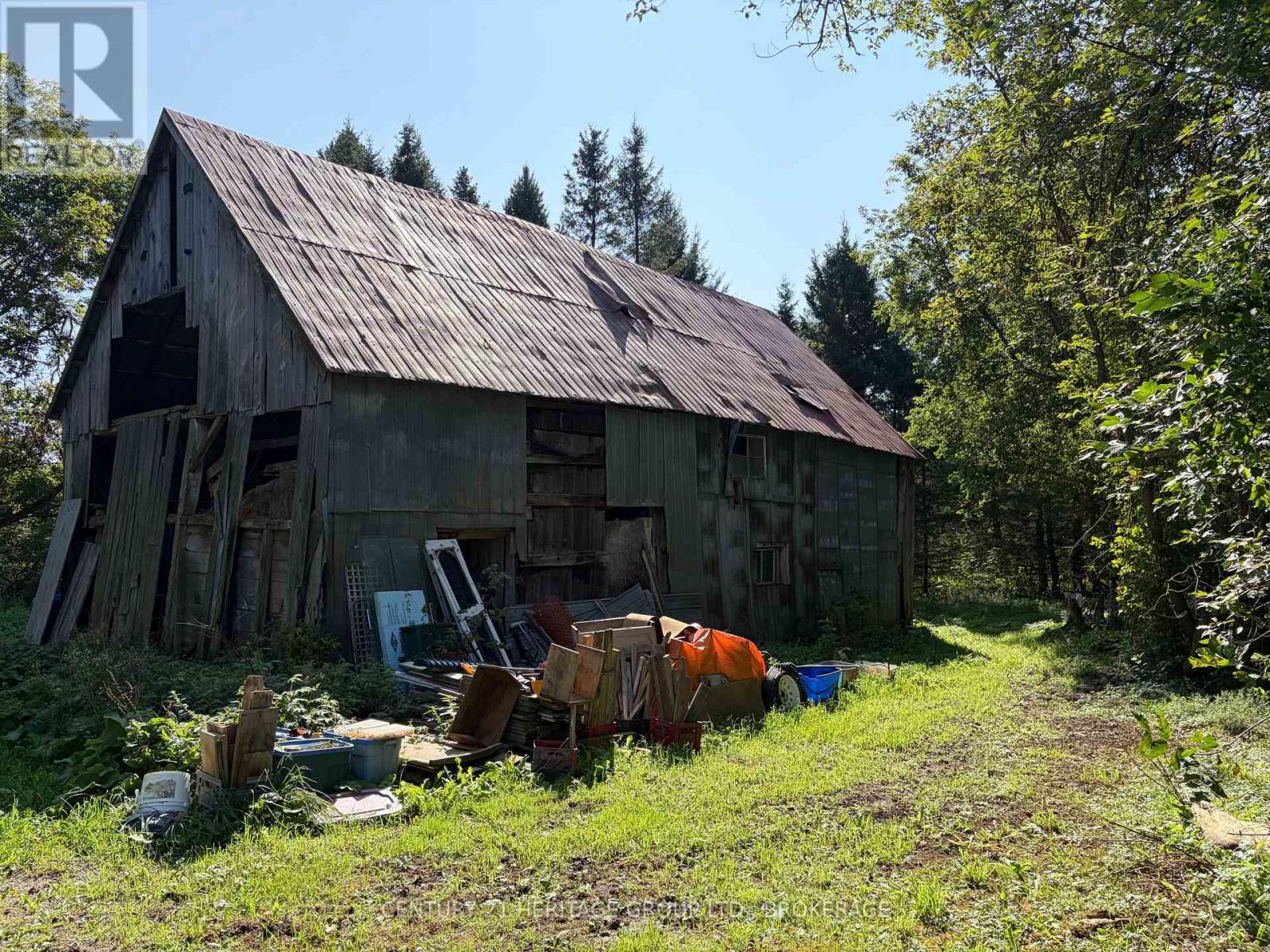 523 Lower Oak Leaf Road Property Photo 19
