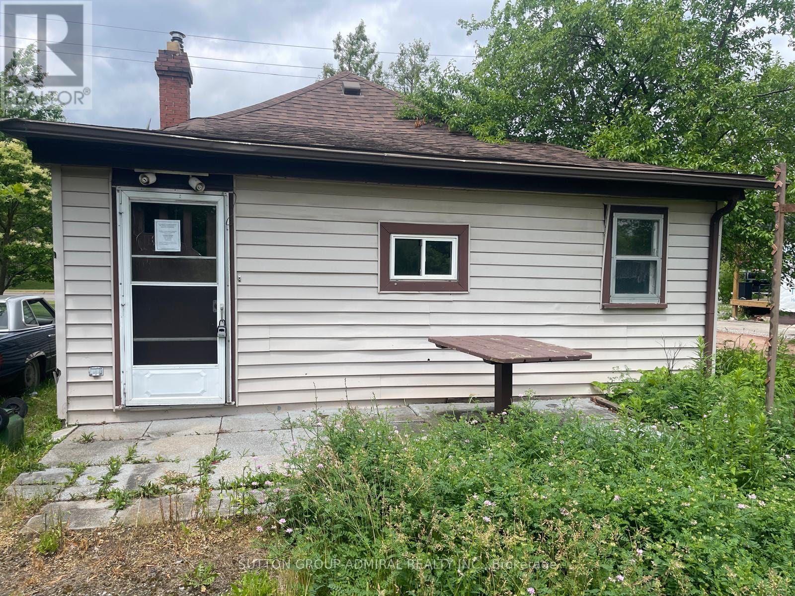 192 Fruitland Road Property Photo 1