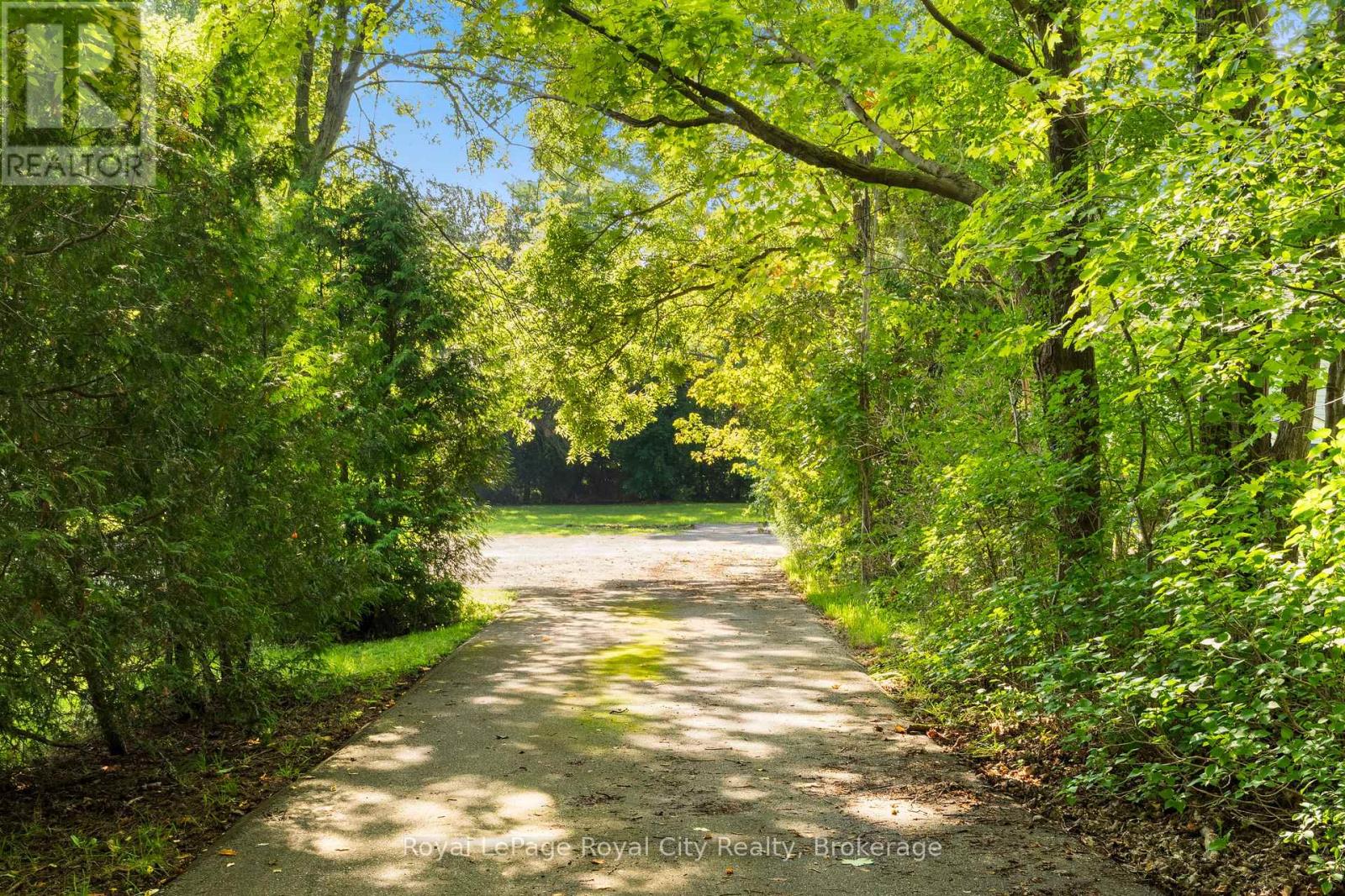 4452 Sideroad 20 N Property Photo 5