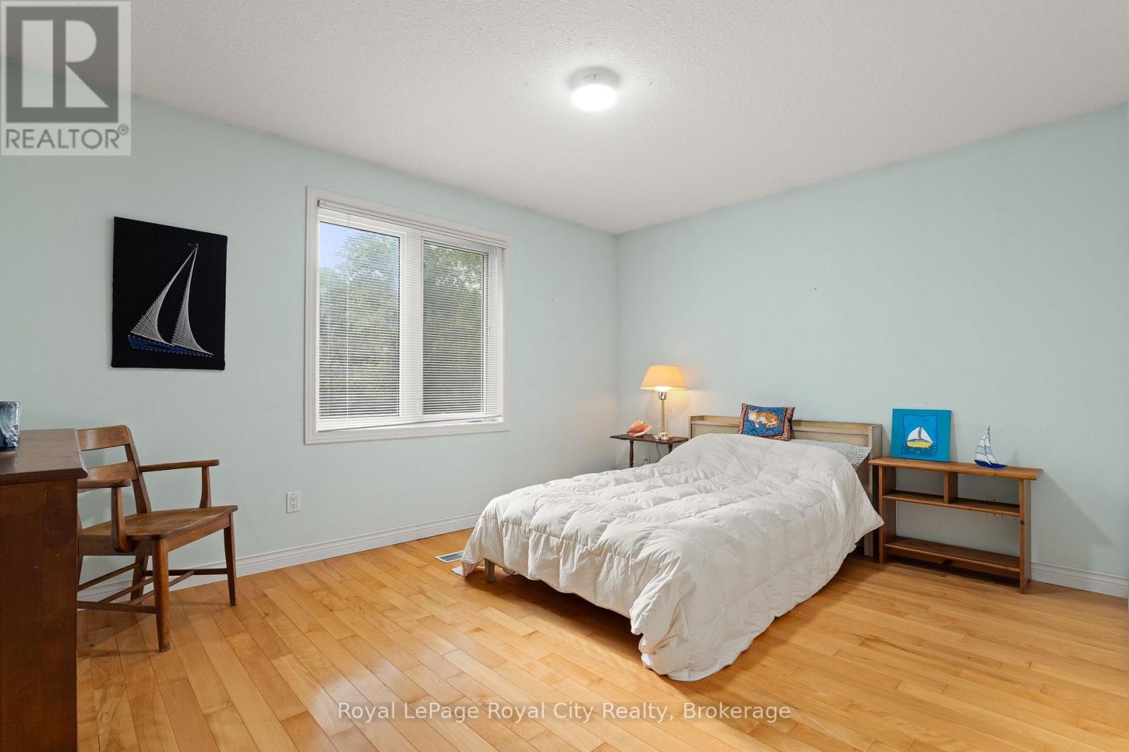 4452 Sideroad 20 N Property Photo 22