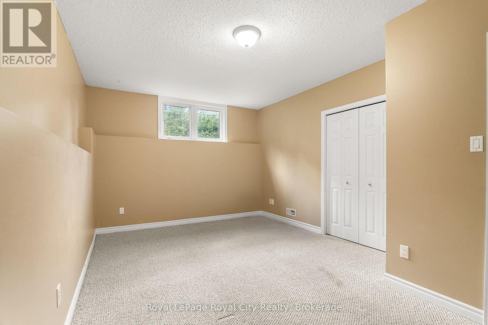 4452 Sideroad 20 N Property Photo 34