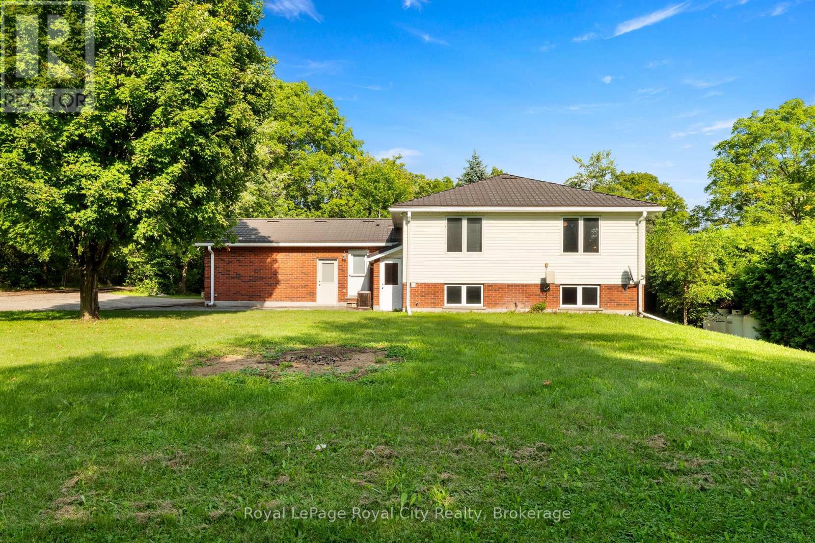 4452 Sideroad 20 N Property Photo 38