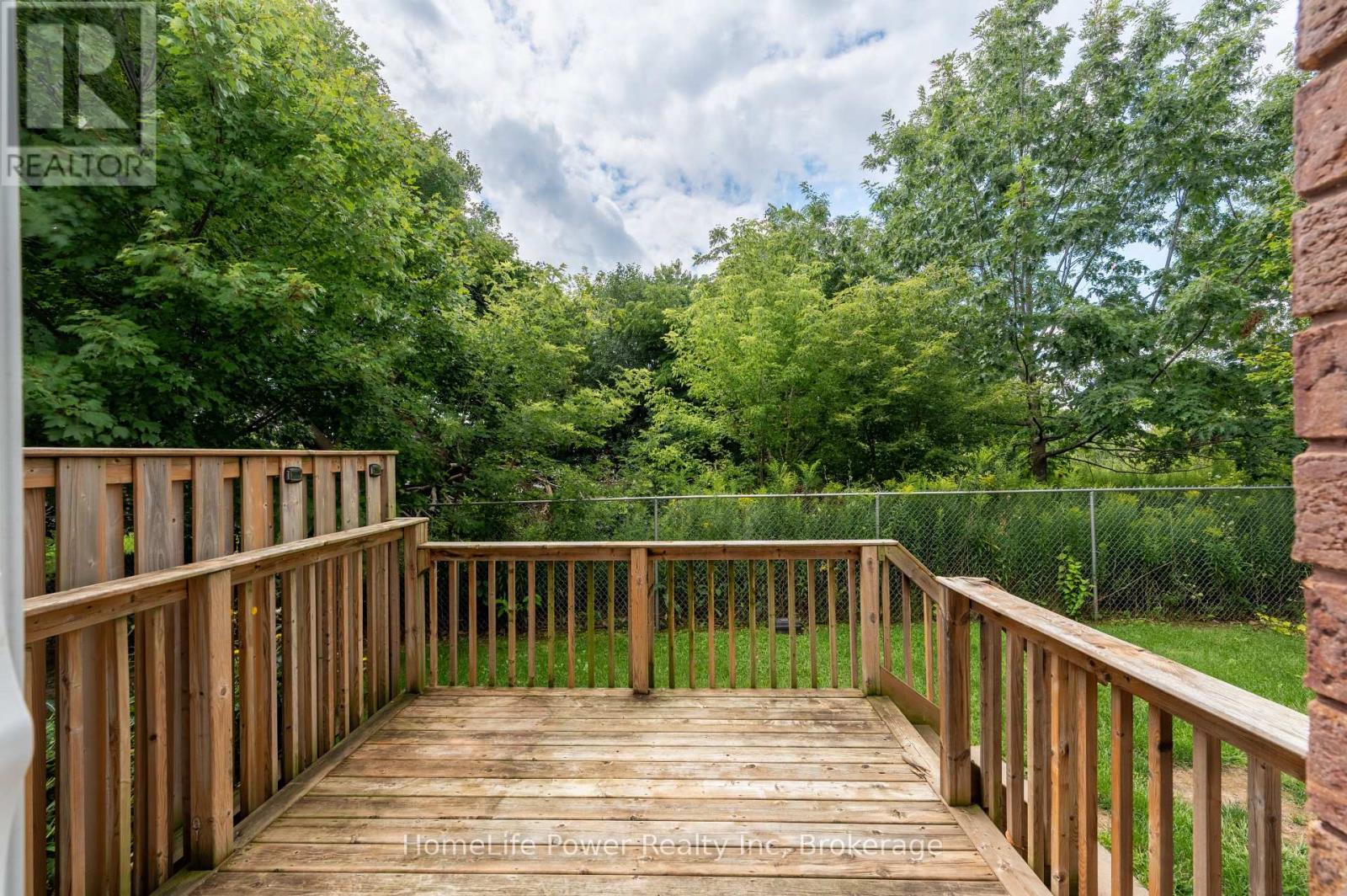 50 - 3967 Savoy Street Property Photo 3