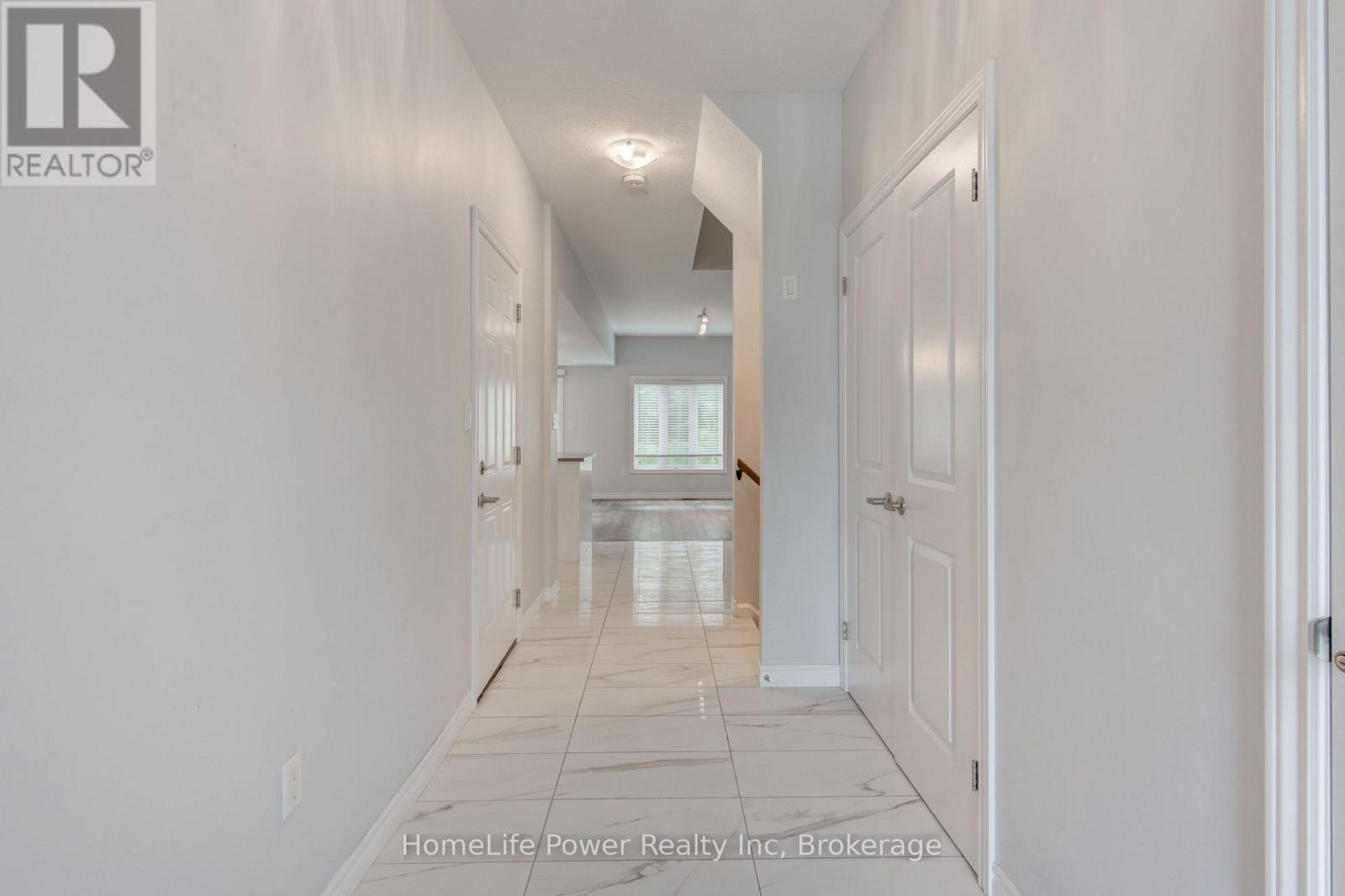 50 - 3967 Savoy Street Property Photo 7