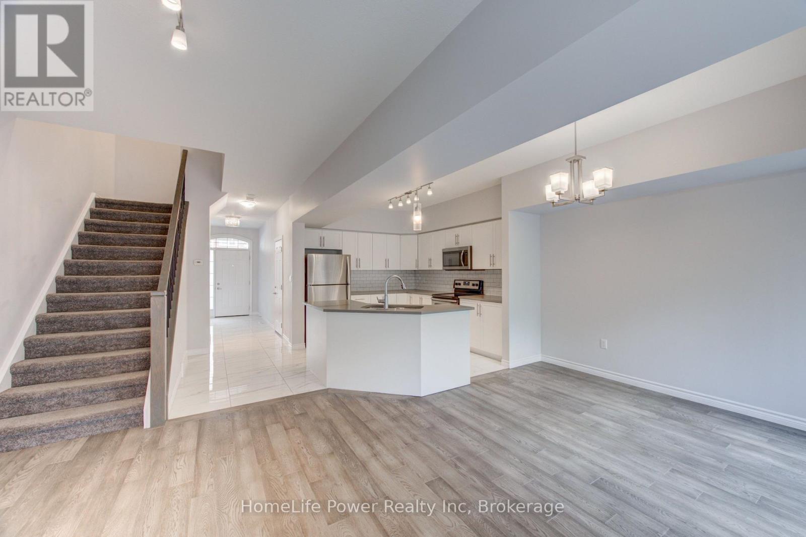 50 - 3967 Savoy Street Property Photo 13