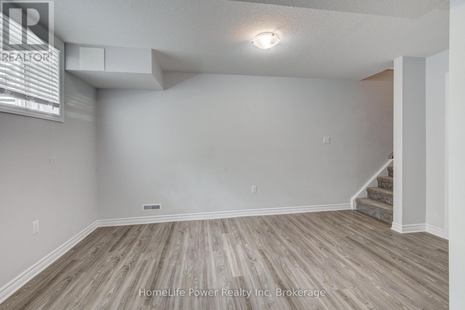 50 - 3967 Savoy Street Property Photo 28