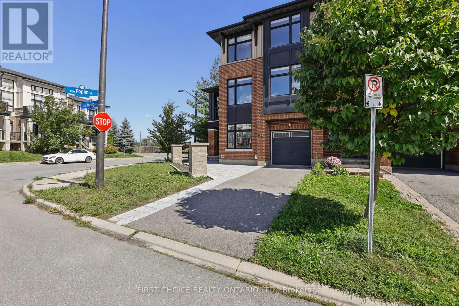 124 Nutting Crescent Property Photo 2