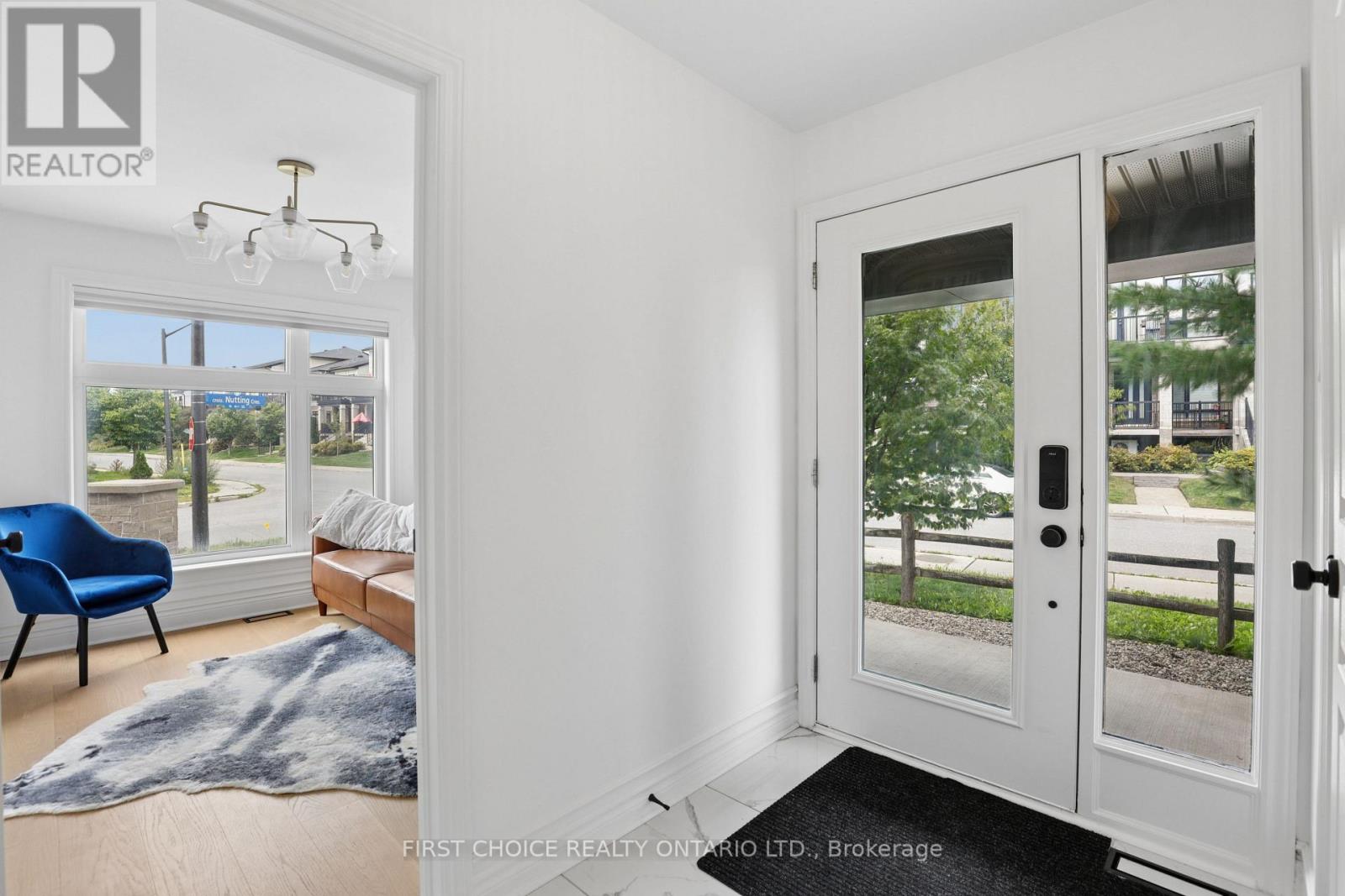 124 Nutting Crescent Property Photo 7