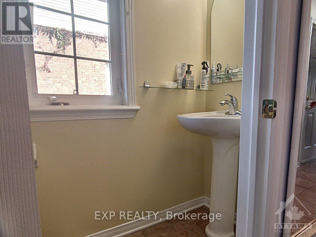 247 - 90 Edenvale Drive Property Photo 6