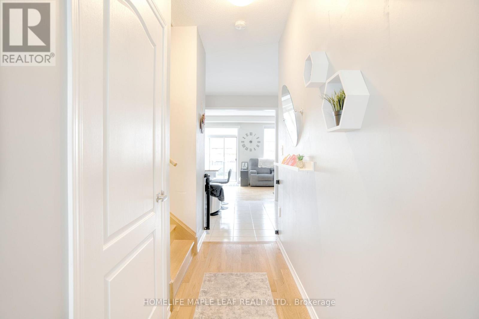 232 Bedrock Drive S Property Photo 5