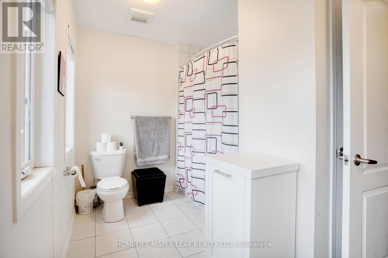 232 Bedrock Drive S Property Photo 22