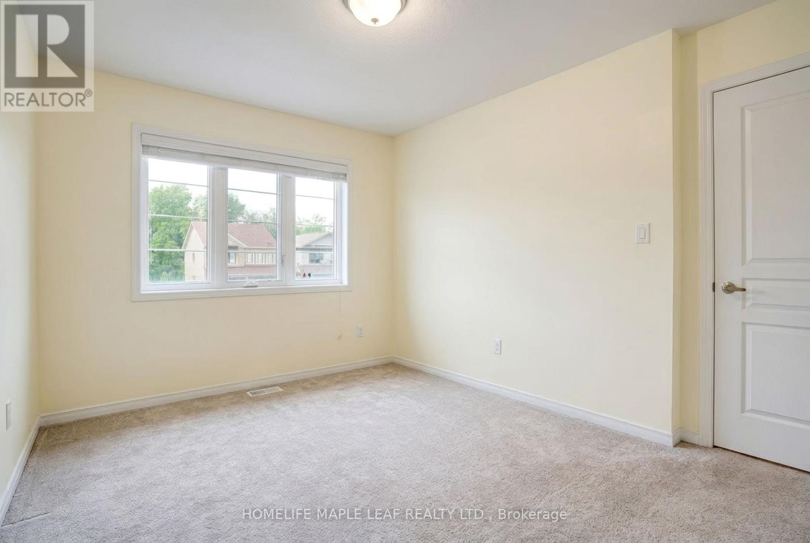 232 Bedrock Drive S Property Photo 27
