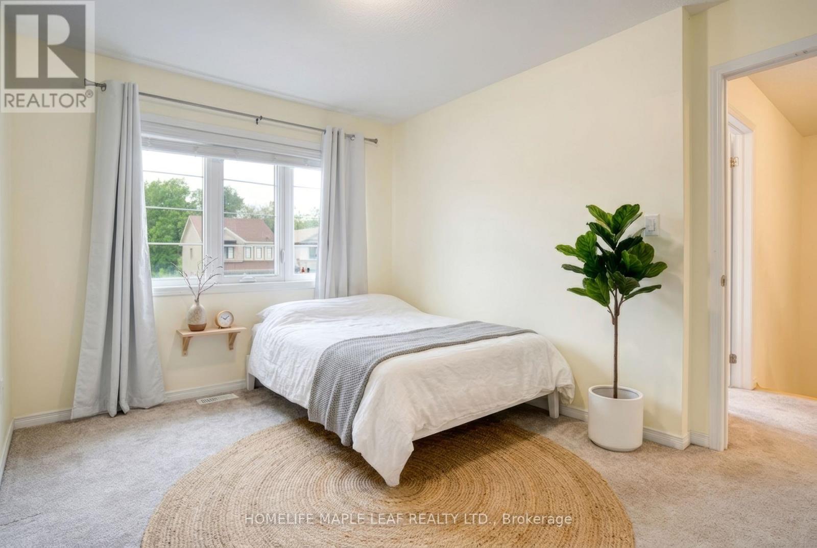232 Bedrock Drive S Property Photo 32
