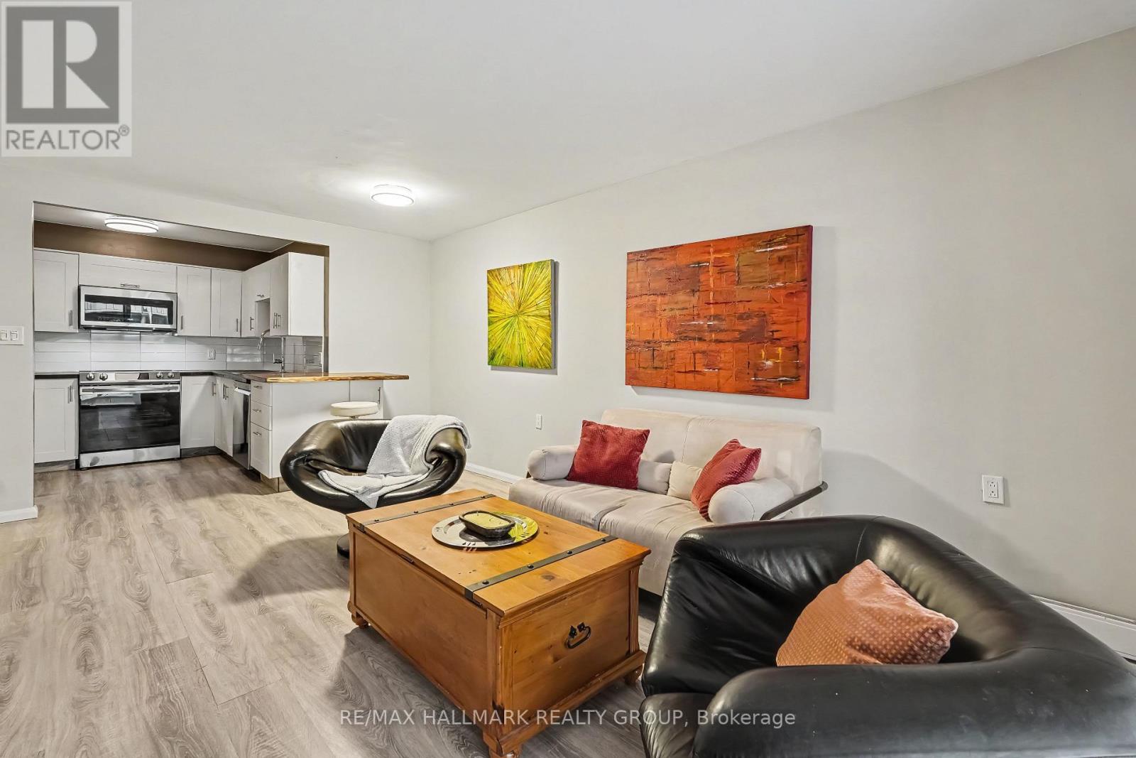 403 - 475 Laurier Avenue W Property Photo 7