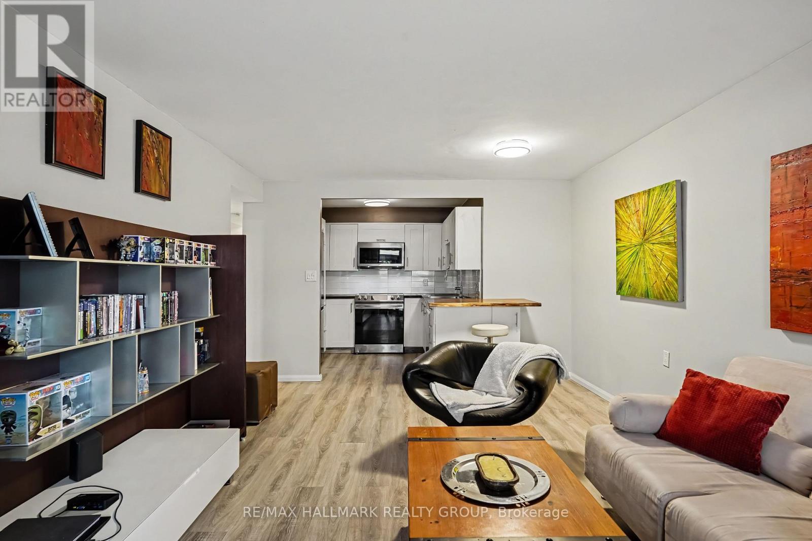 403 - 475 Laurier Avenue W Property Photo 10