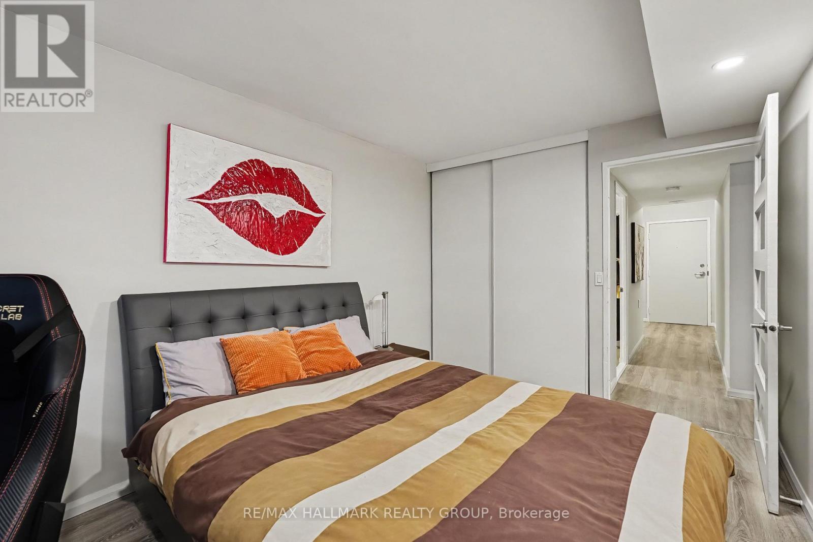 403 - 475 Laurier Avenue W Property Photo 17