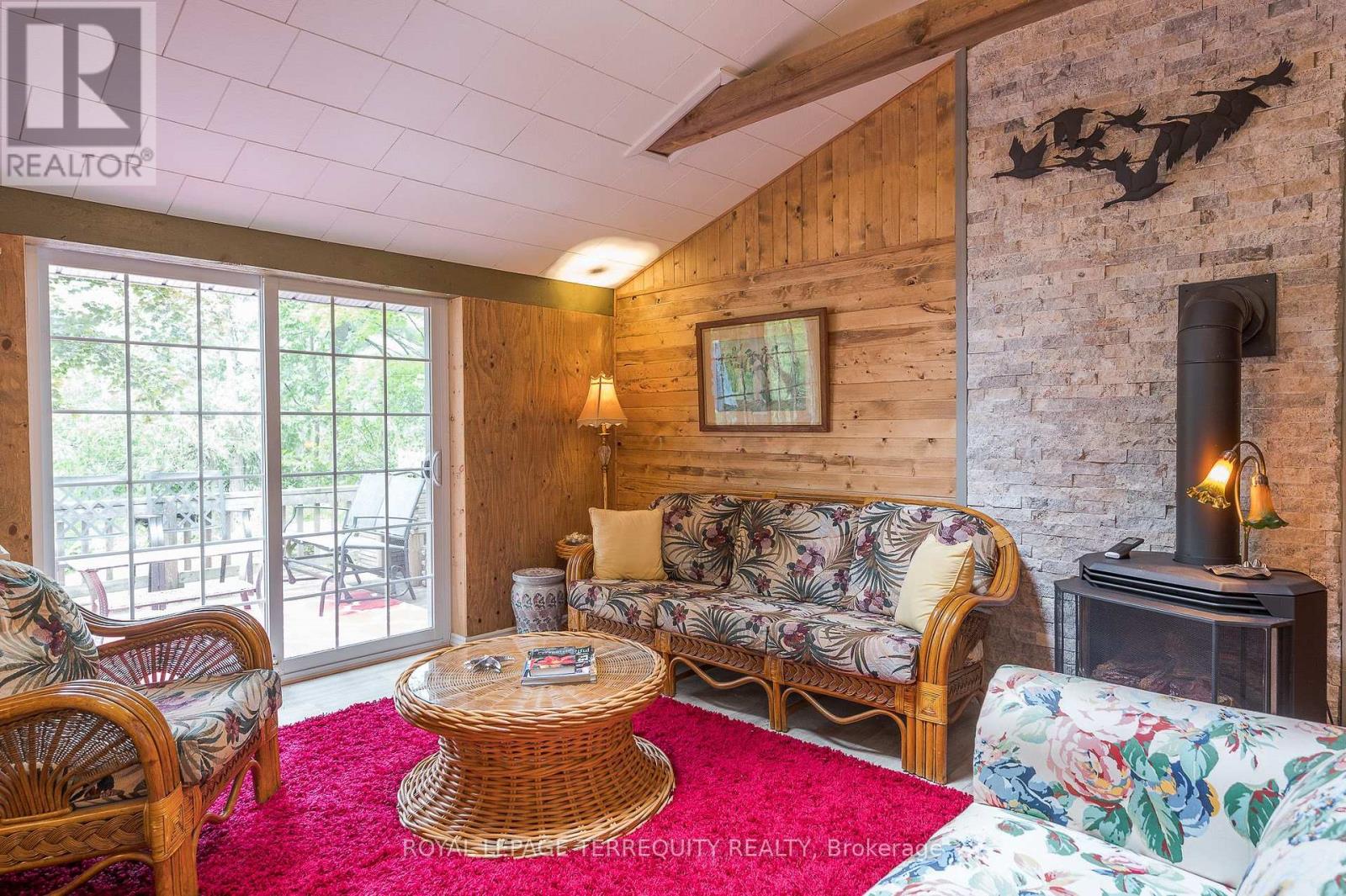 78 Whispering Waters Road Property Photo 8