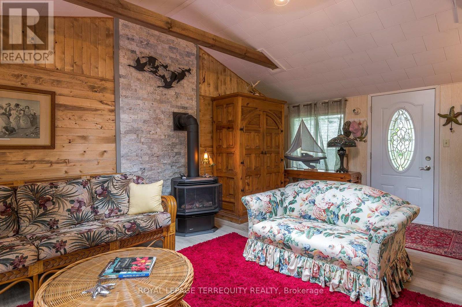 78 Whispering Waters Road Property Photo 8