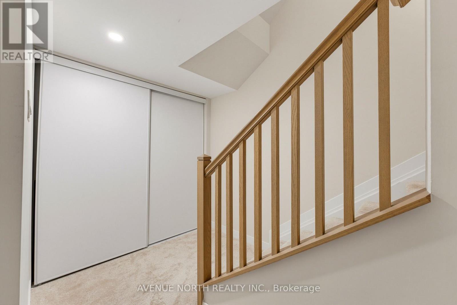 606 Parnian Private Property Photo 27