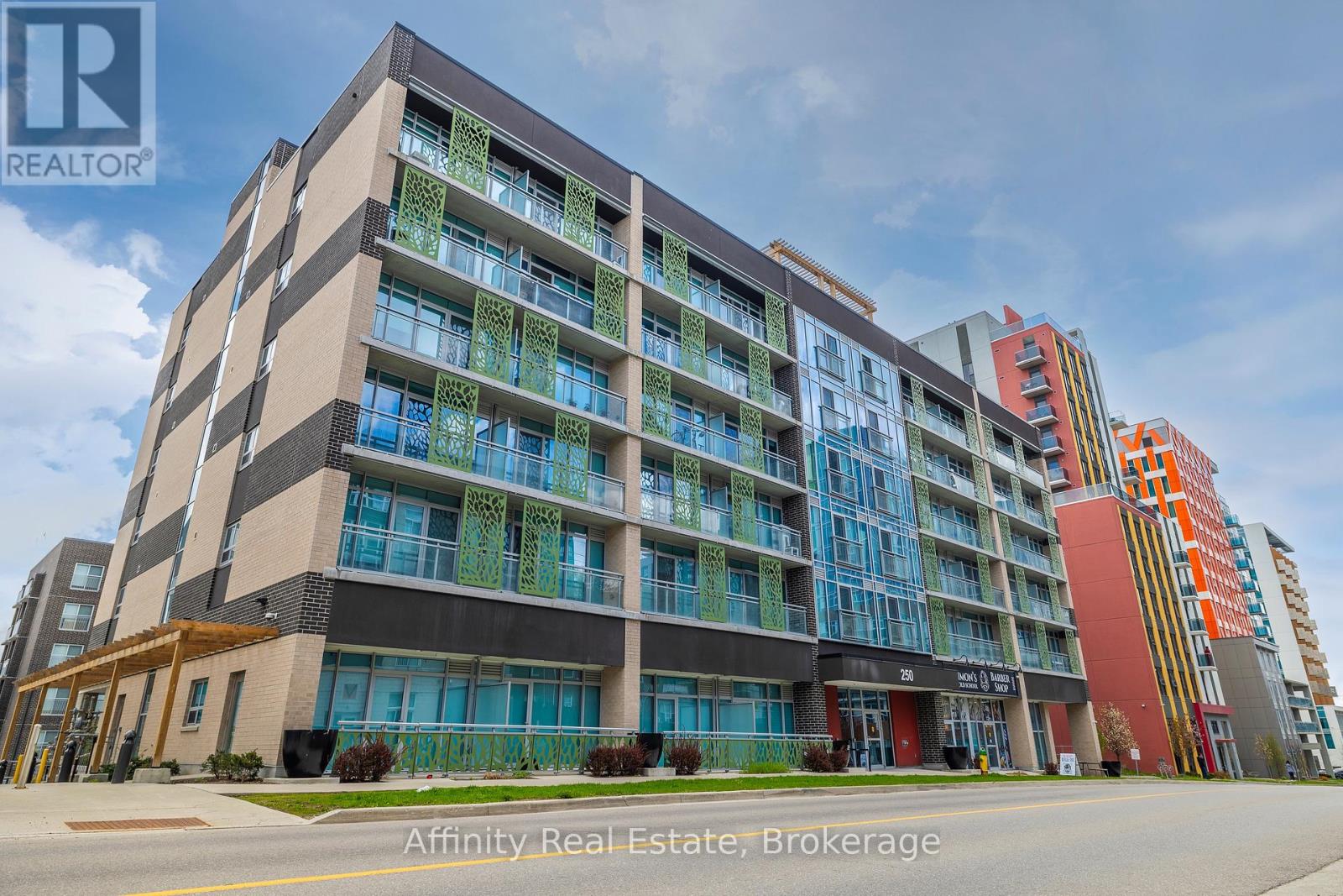 615 - 250 ALBERT STREET Property Photo 1