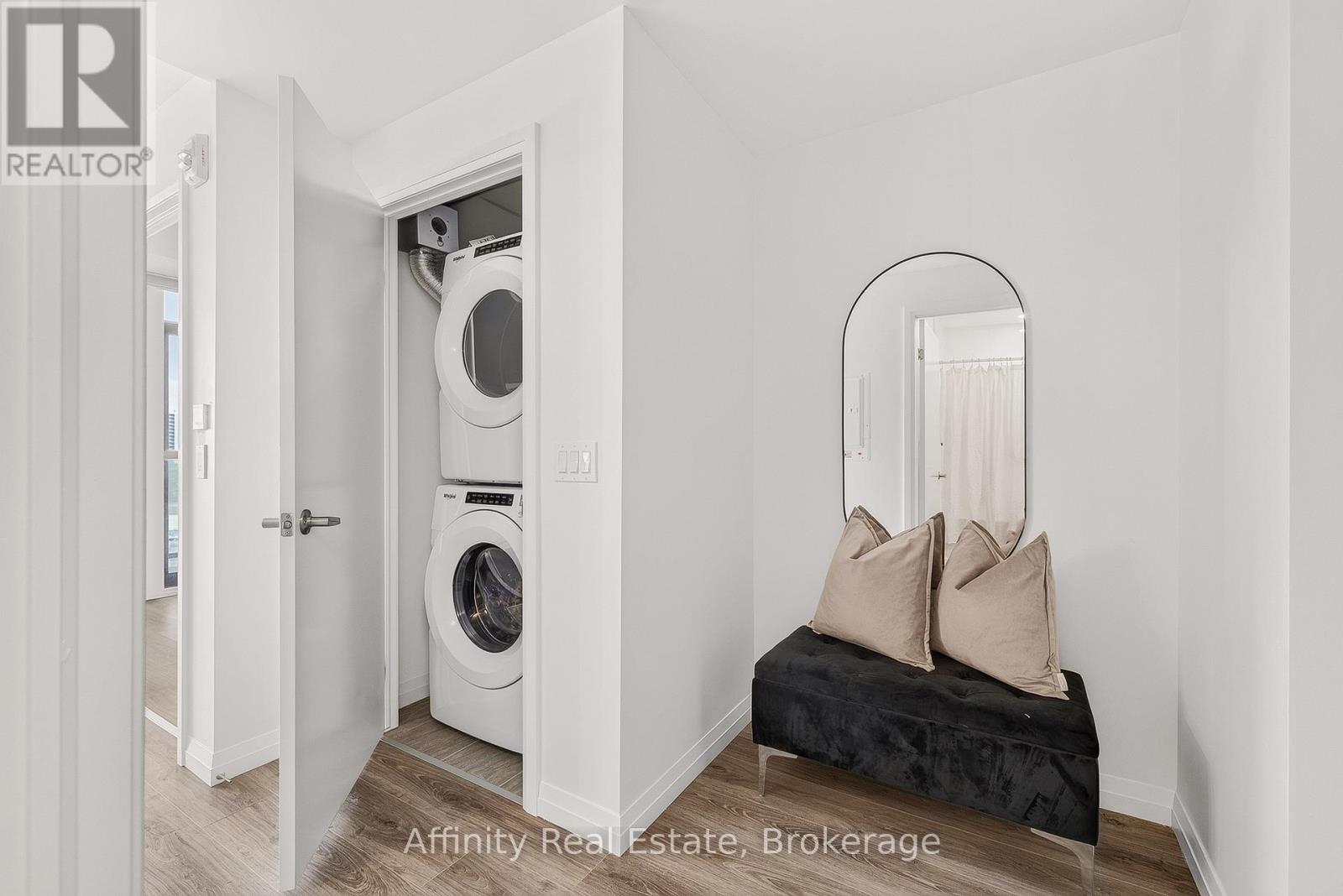 1510 - 108 Garment Street Property Photo 14
