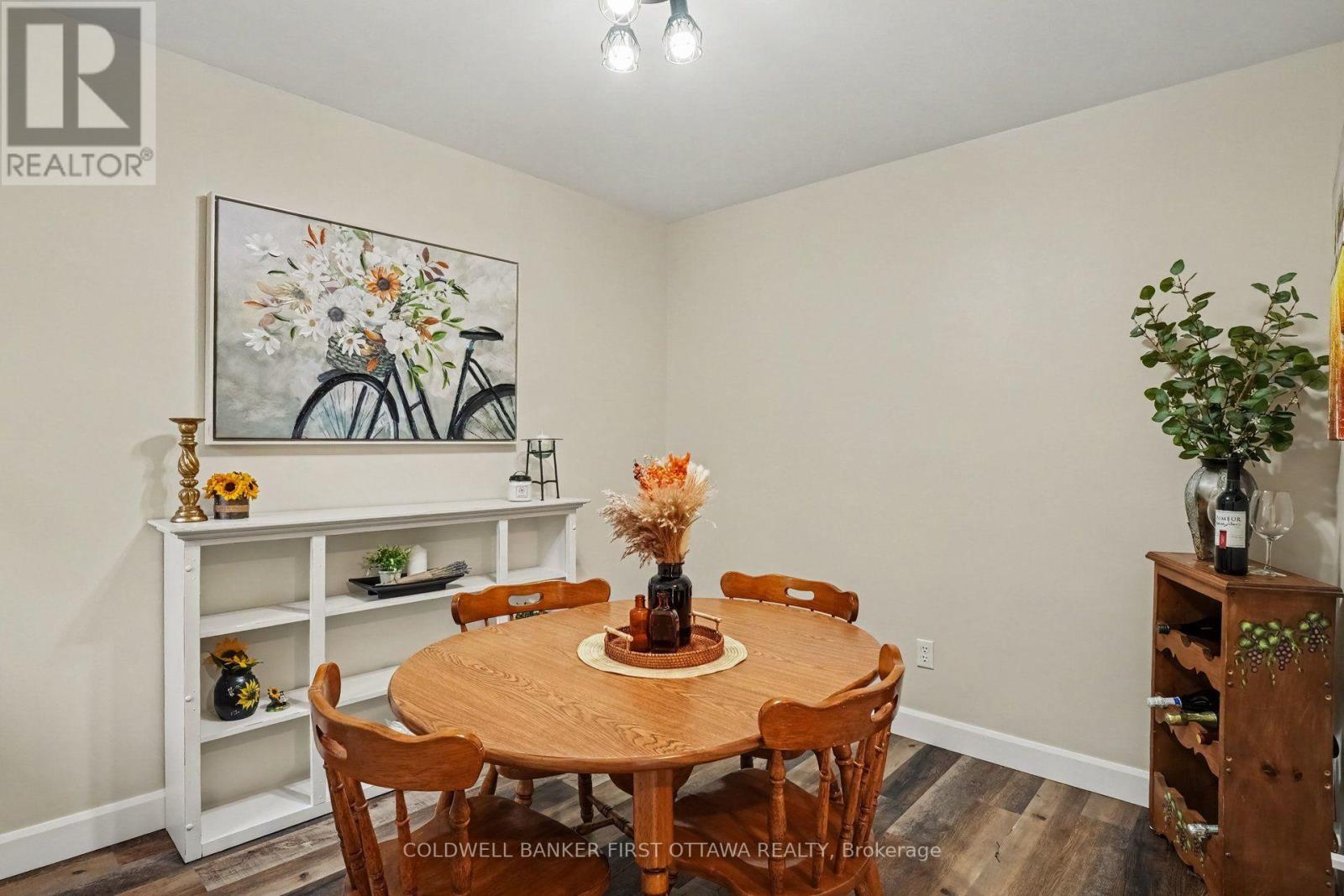 6 Bathurst Road Property Photo 11