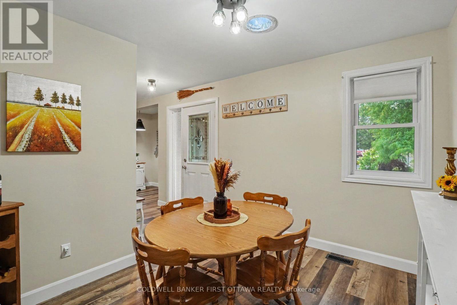 6 Bathurst Road Property Photo 12