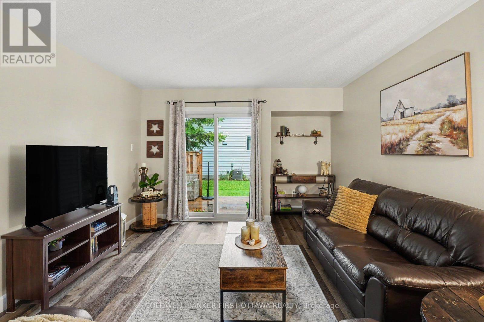 6 Bathurst Road Property Photo 13