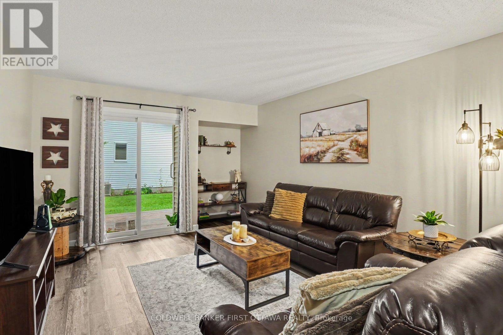 6 Bathurst Road Property Photo 16
