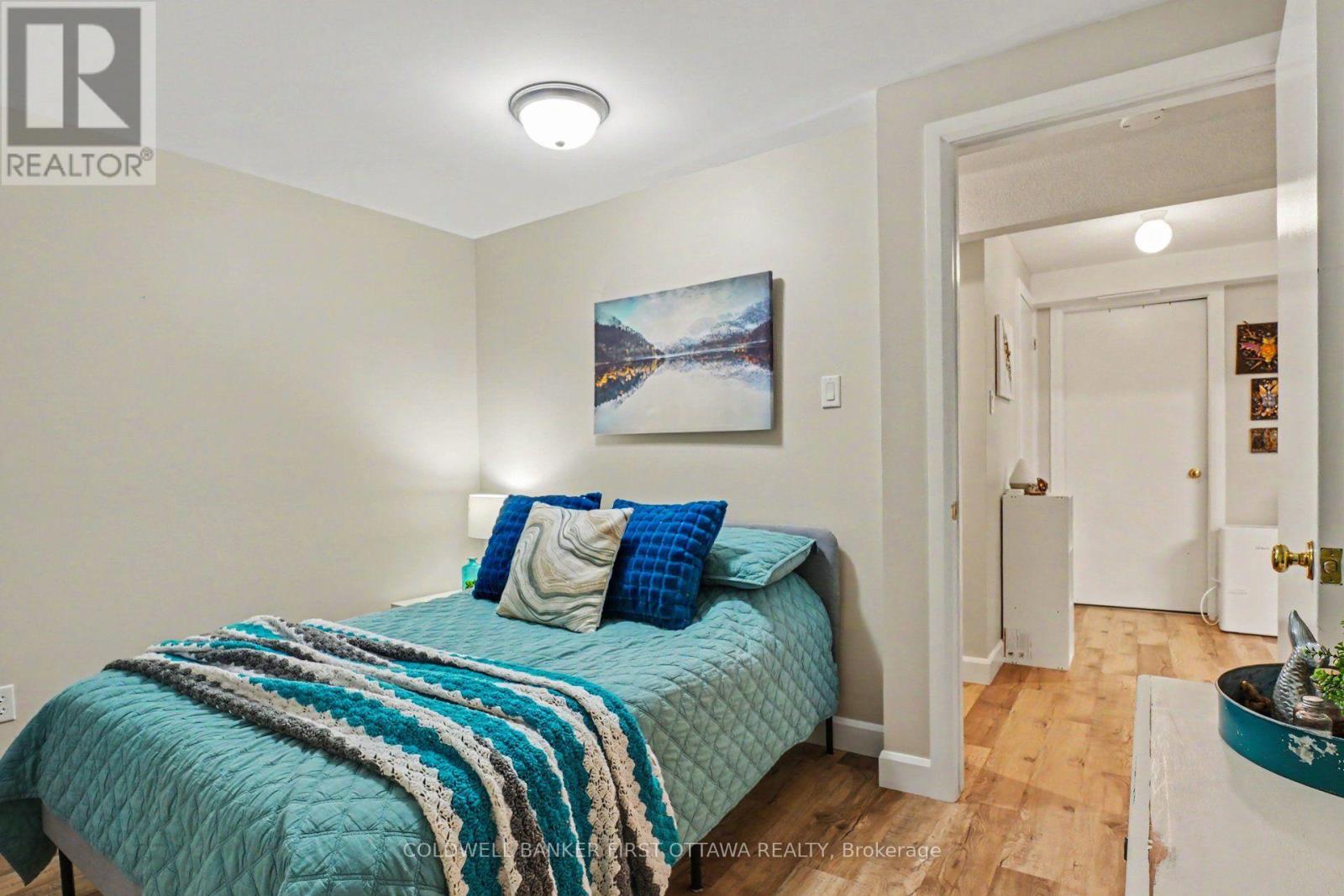 6 Bathurst Road Property Photo 29