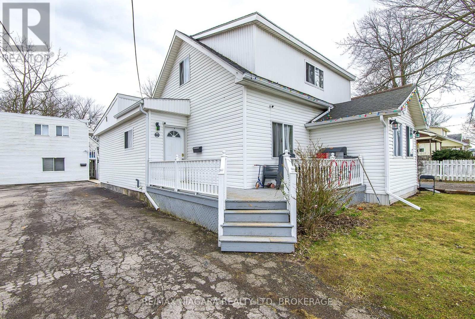 255 Mellanby Avenue Property Photo 3