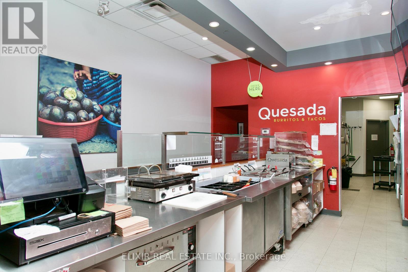 337 Ouellette Avenue Property Photo 7