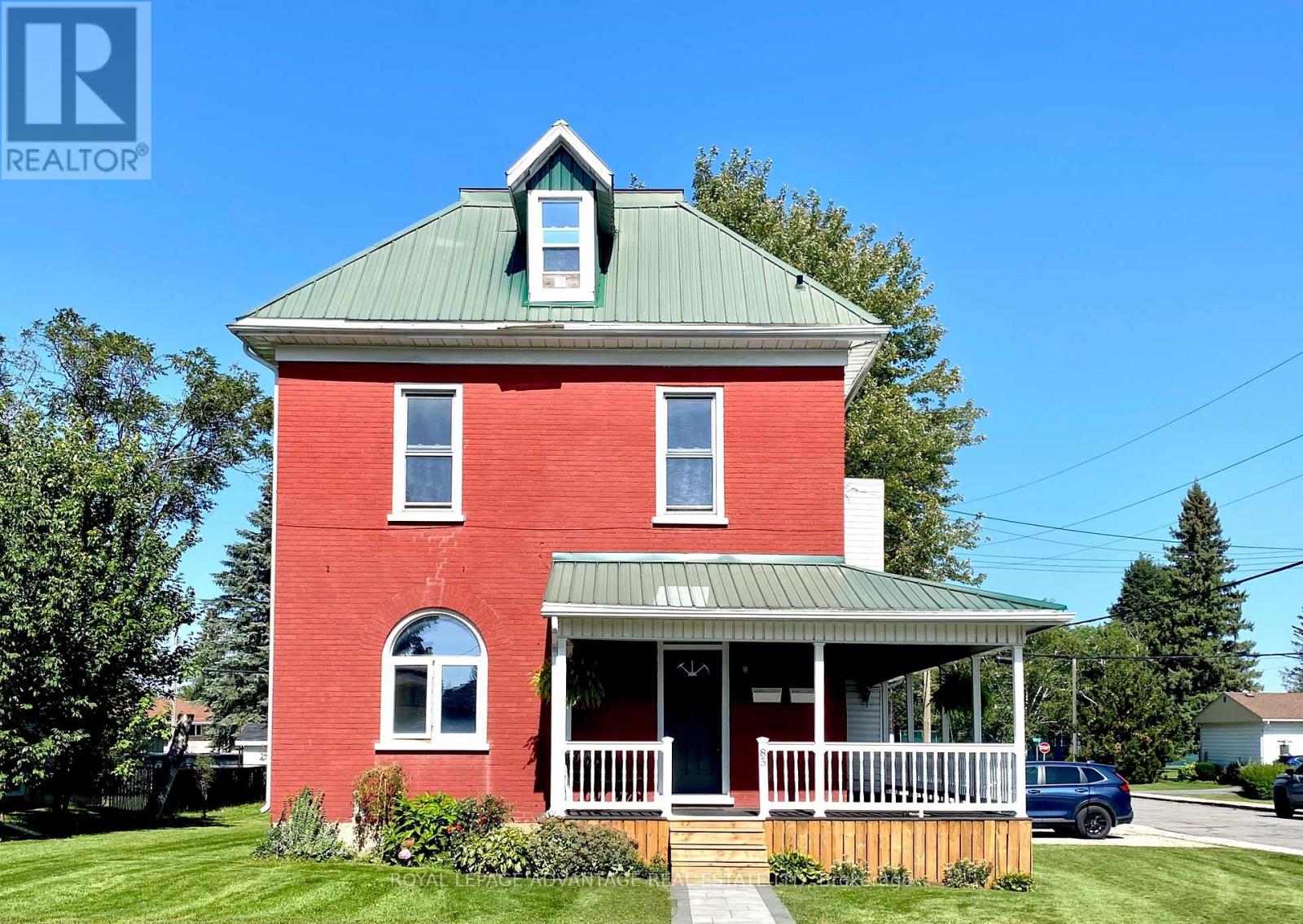 85 JASPER AVENUE