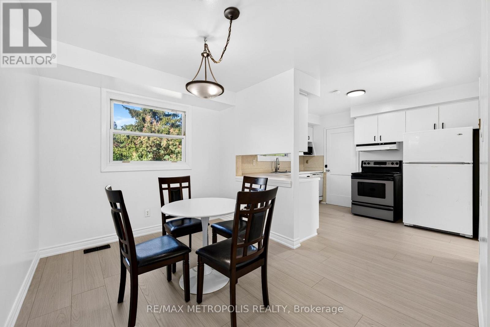 338 Millbank Drive Property Photo 13