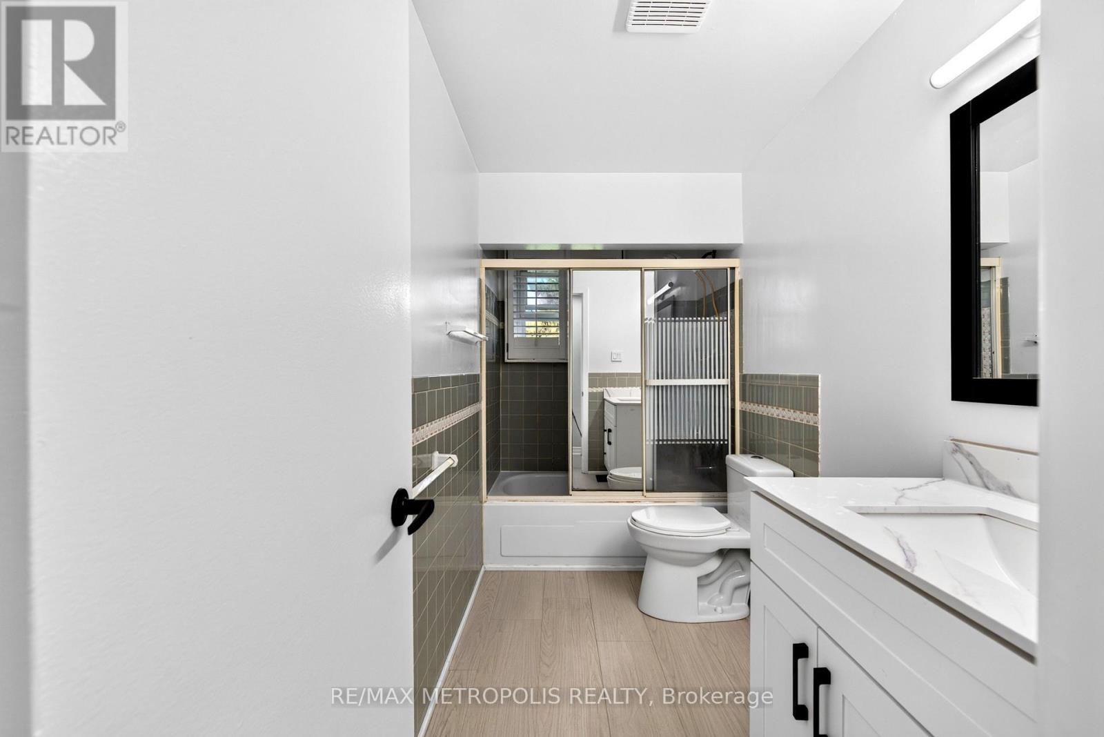 338 Millbank Drive Property Photo 22
