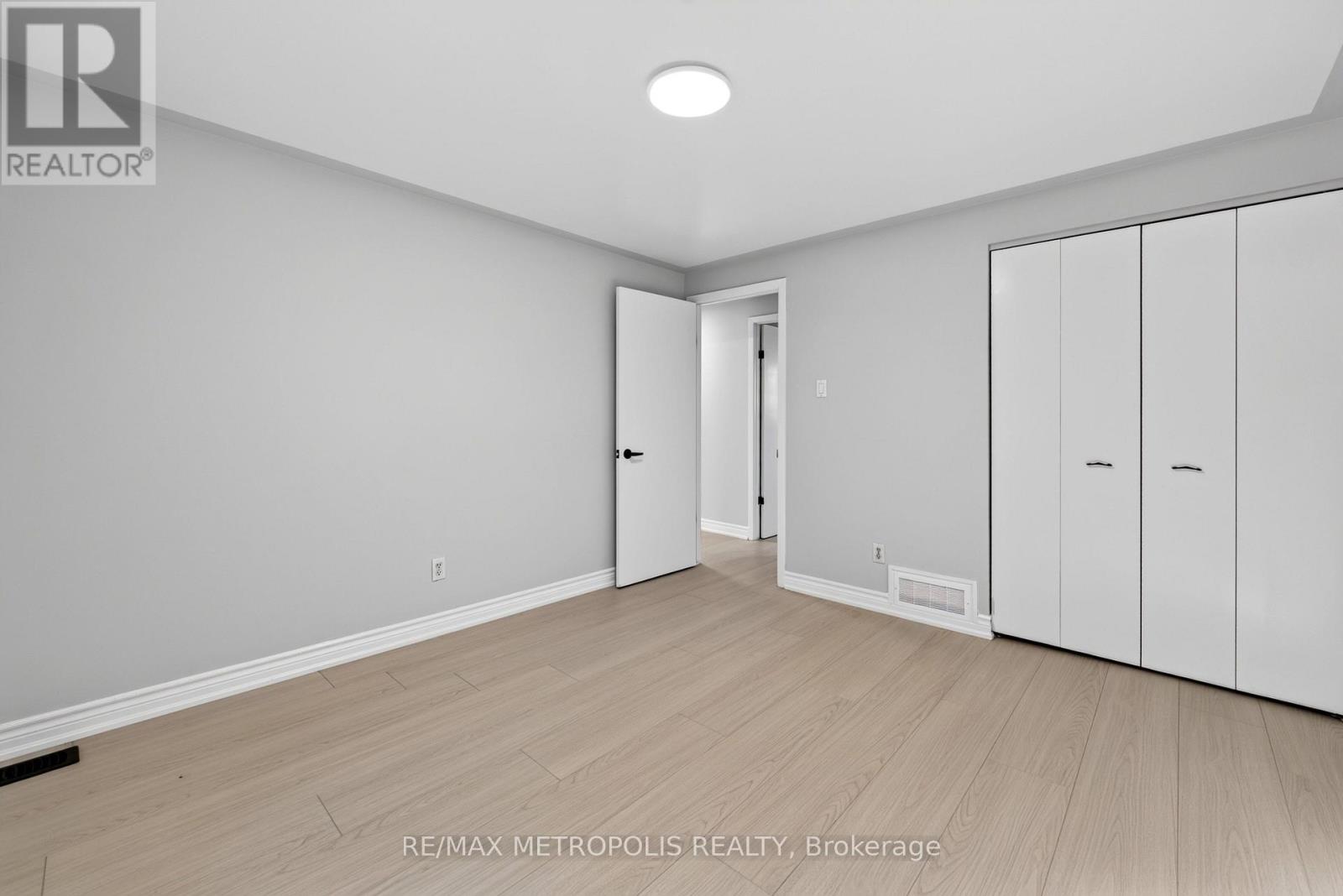 338 Millbank Drive Property Photo 27